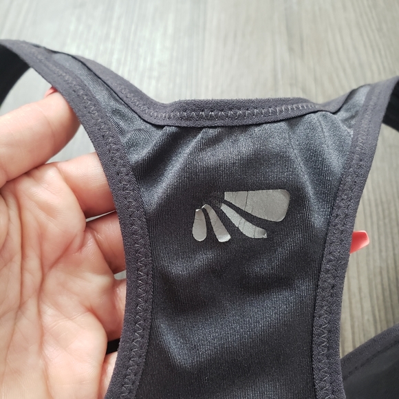 Marika High-Impact Shaping Sports Bra - Picture 7 of 8